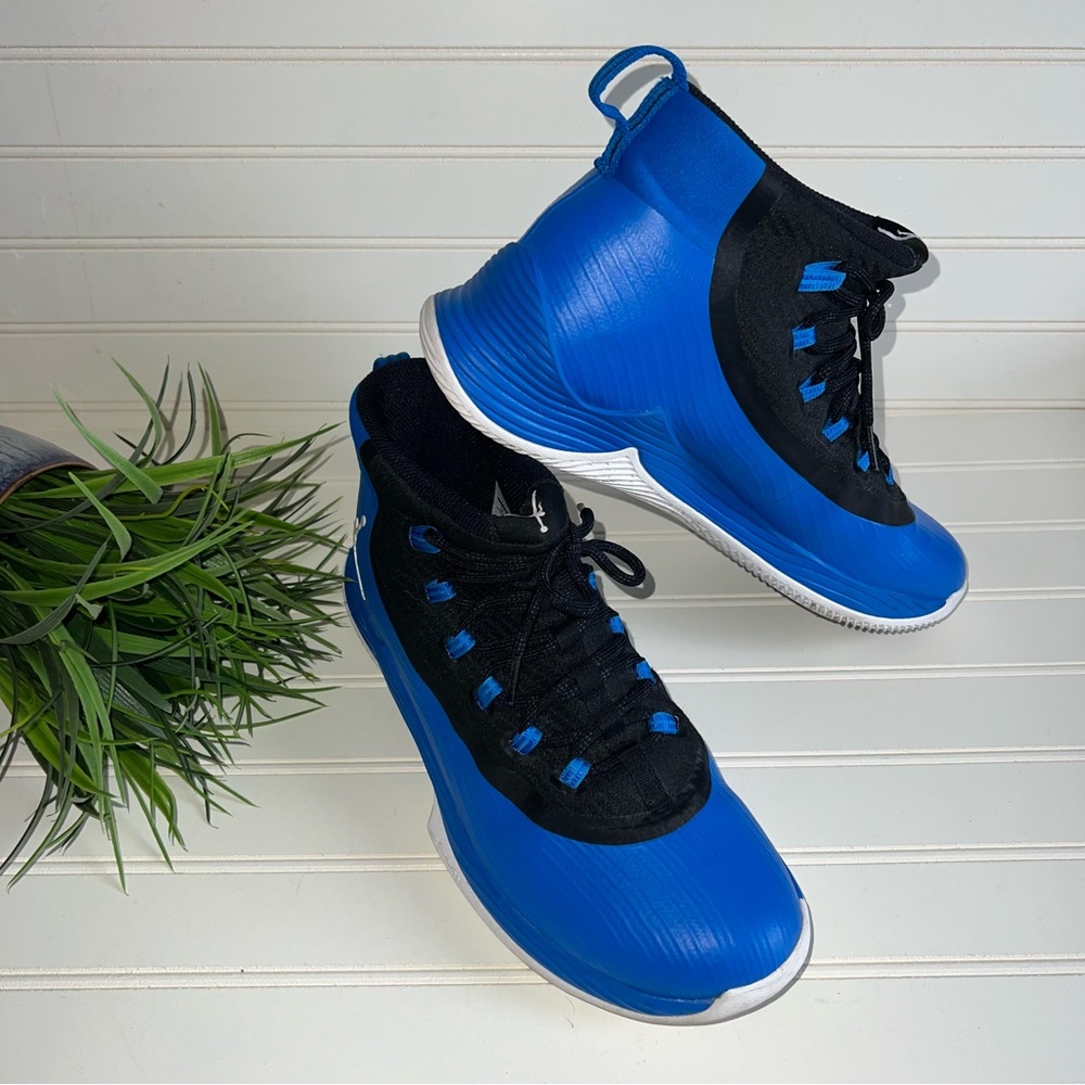 Nike Men’s Jordan Ultra Fly 2